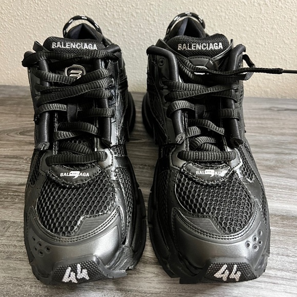 Balenciaga Runners - Picture 1 of 8